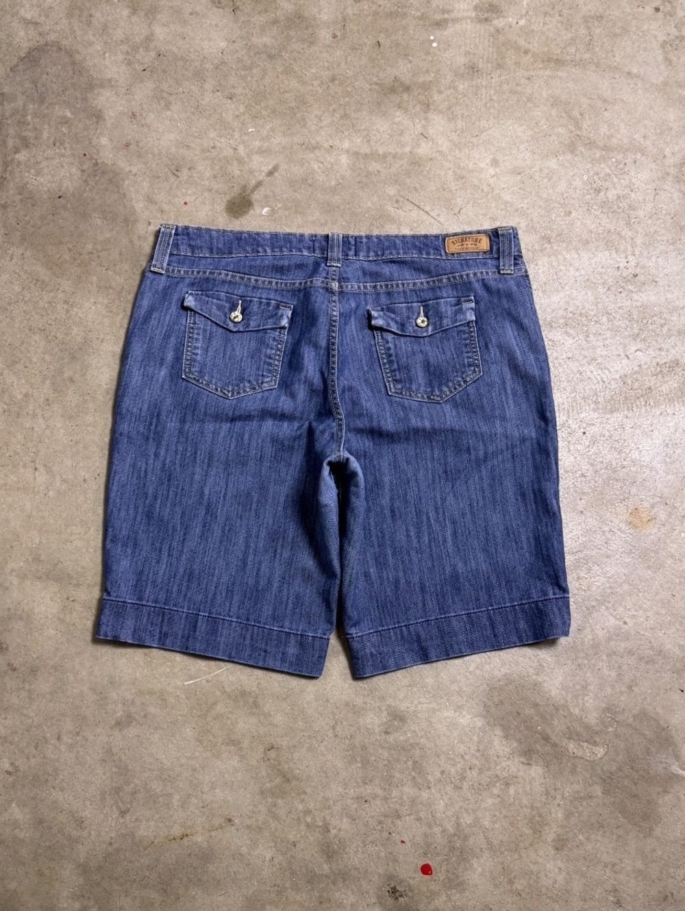 Signature Levi Strauss & Co Blue Denim Bermuda Shorts Size 18